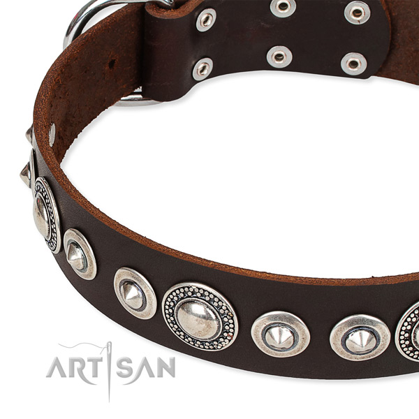 Comfortable wearing adorned dog collar of durable full grain genuine leather