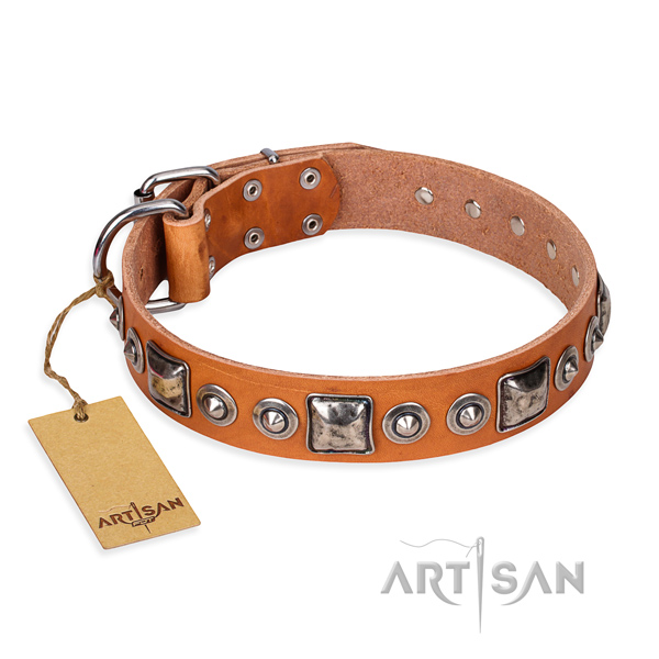 Leather dog collar made of top rate material with corrosion proof hardware